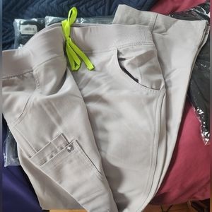 (SOLD) Figs Slate S/Tall